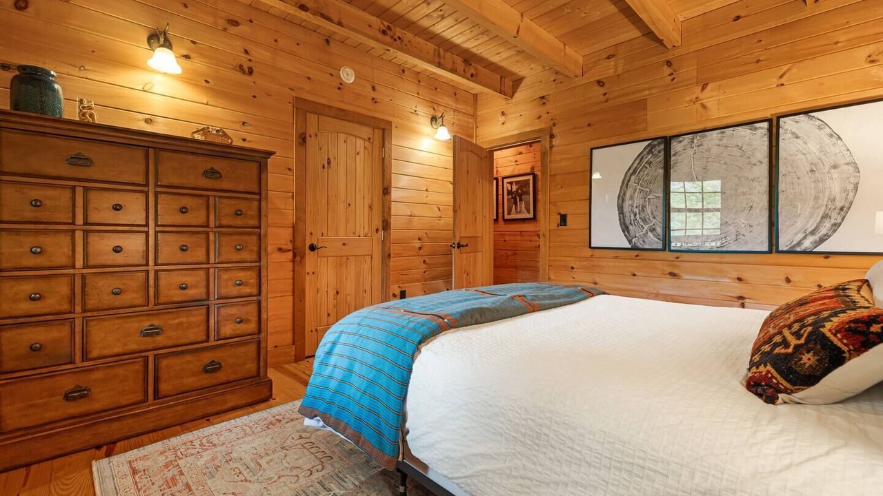 Photo of Bedroom in Wolf Laurel