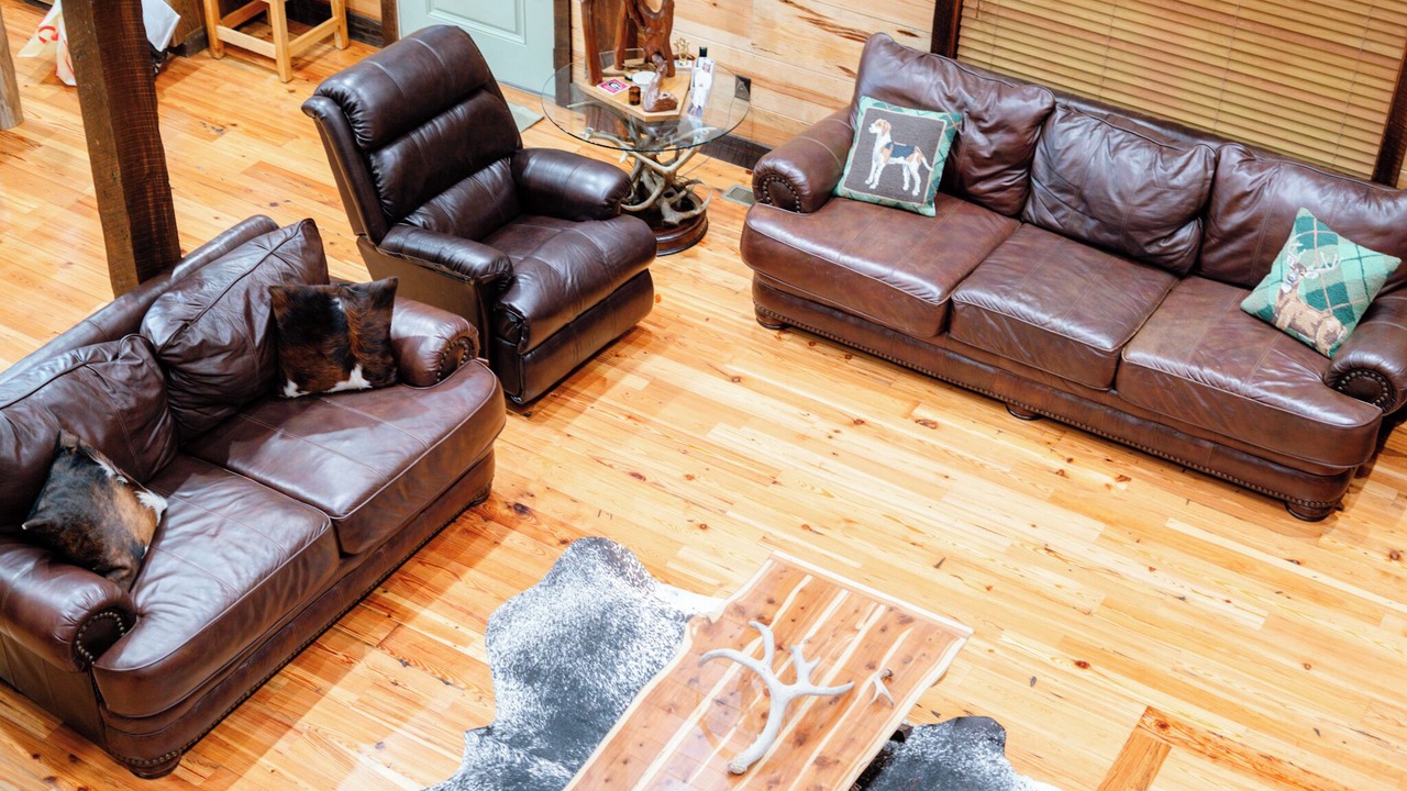 Photo of Livingroom in Miller County
