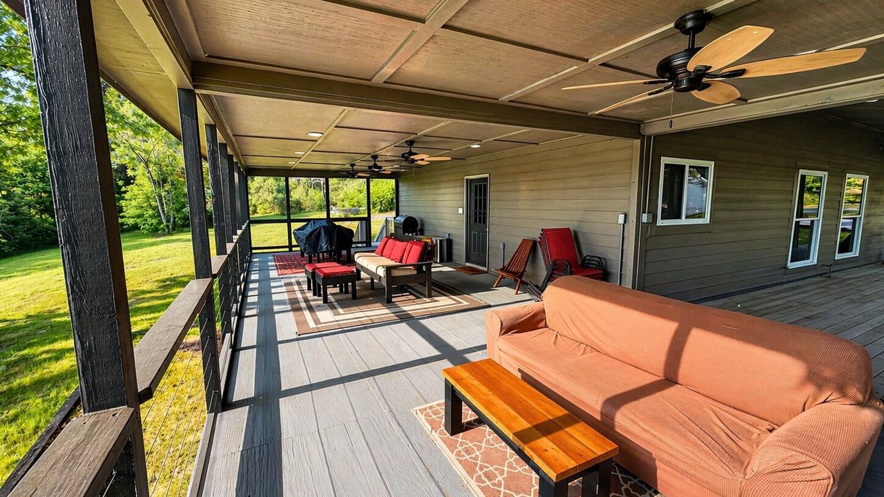 Photo of Patio Balcony in Double Springs
