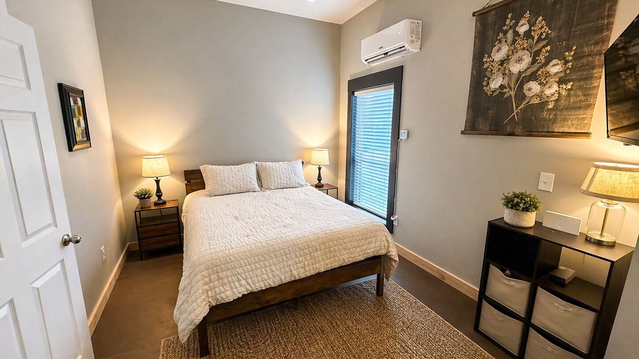 Photo of Bedroom in Double Springs