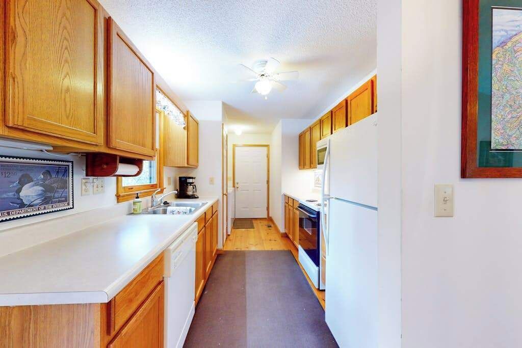Photo of Kitchen in Winfield Cove