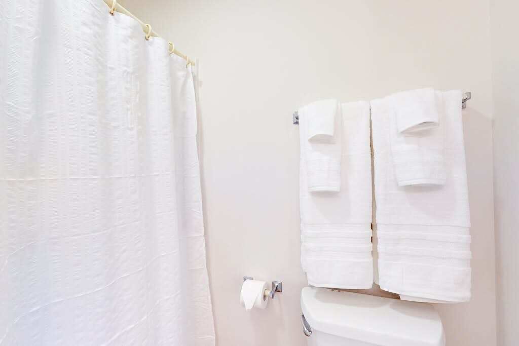 Photo of Bathroom in Winfield Cove