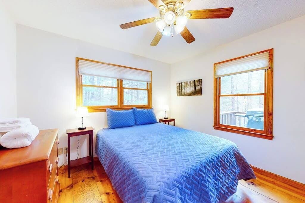 Photo of Bedroom in Winfield Cove