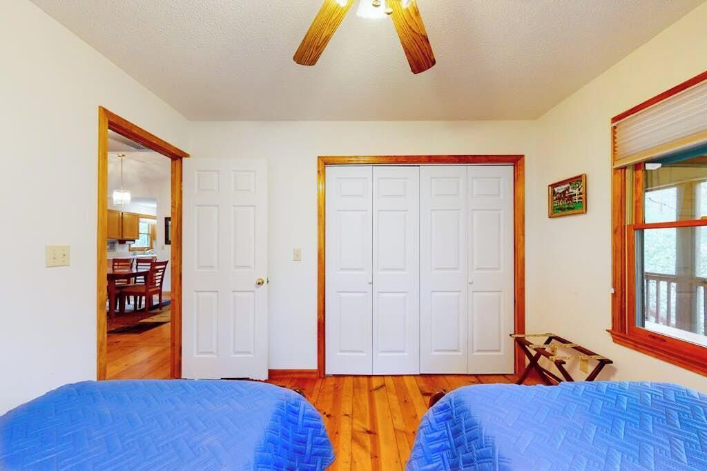 Photo of Bedroom in Winfield Cove