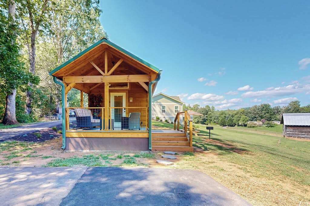 Photo of Outdoor in Mars Hill