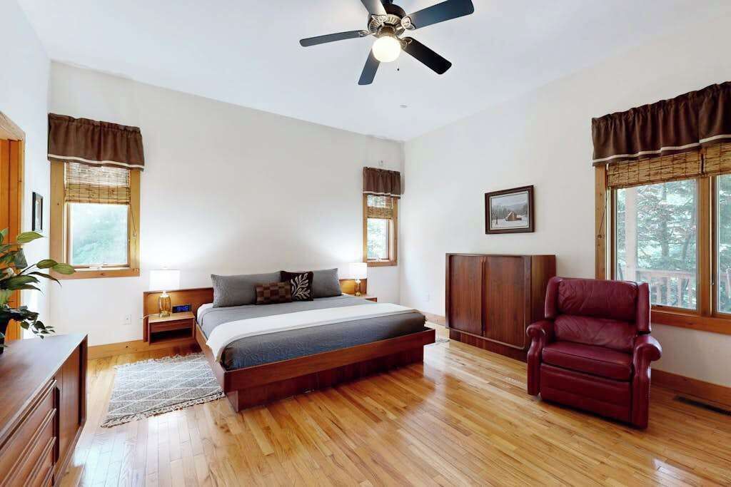 Photo of Bedroom in Alexander