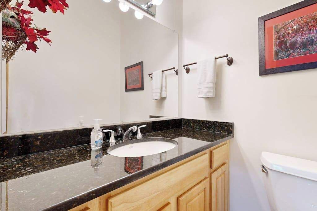 Photo of Bathroom in Alexander