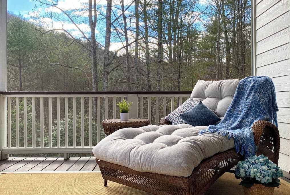 Photo of Outdoor in Hendersonville