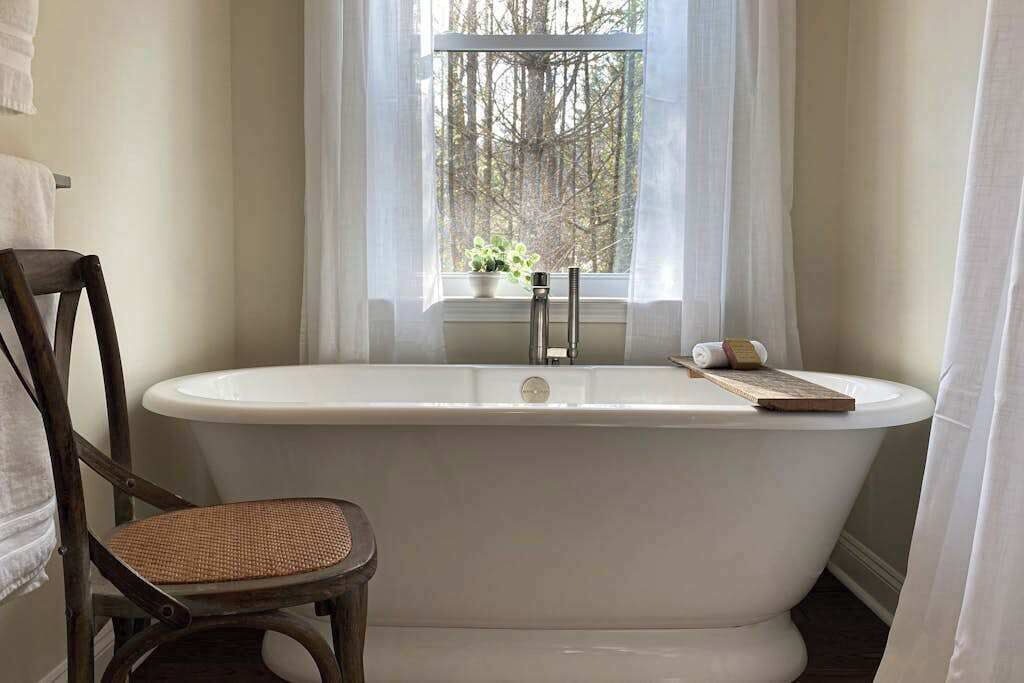 Photo of Bathroom in Hendersonville
