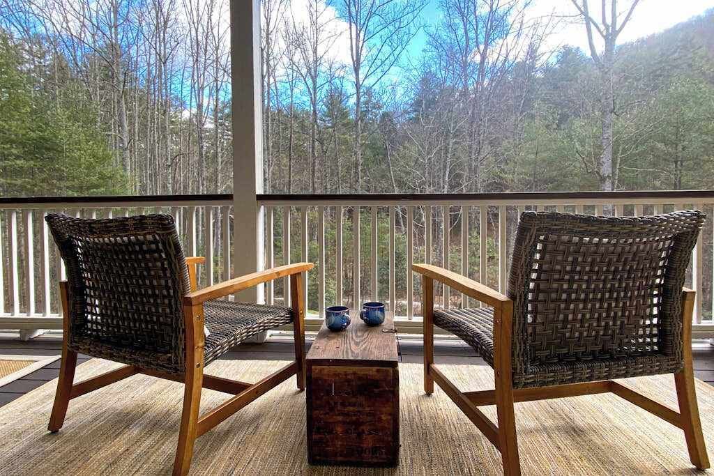 Photo of Outdoor in Hendersonville