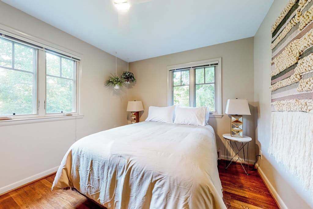 Photo of Bedroom in Flat Rock