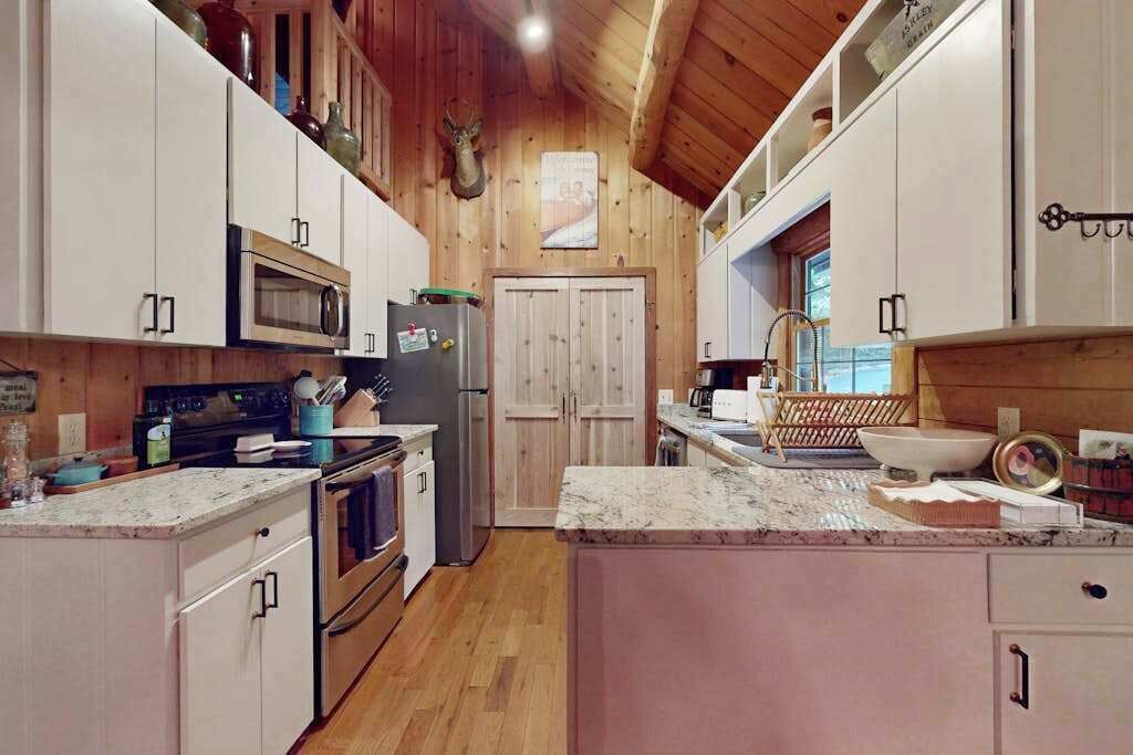 Photo of Kitchen in Lake Toxaway