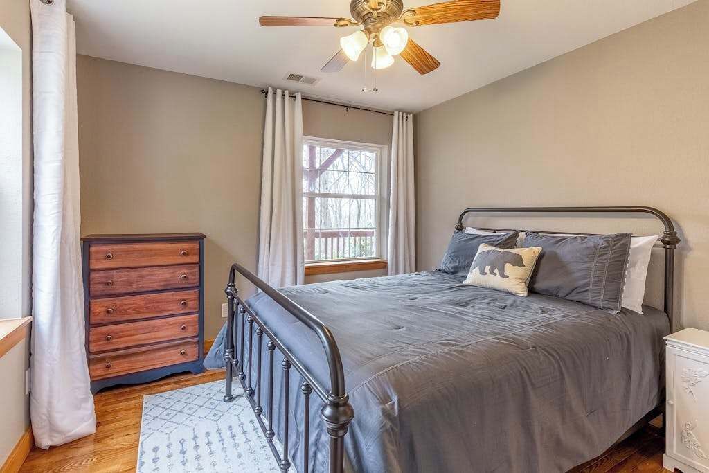 Photo of Bedroom in Waynesville