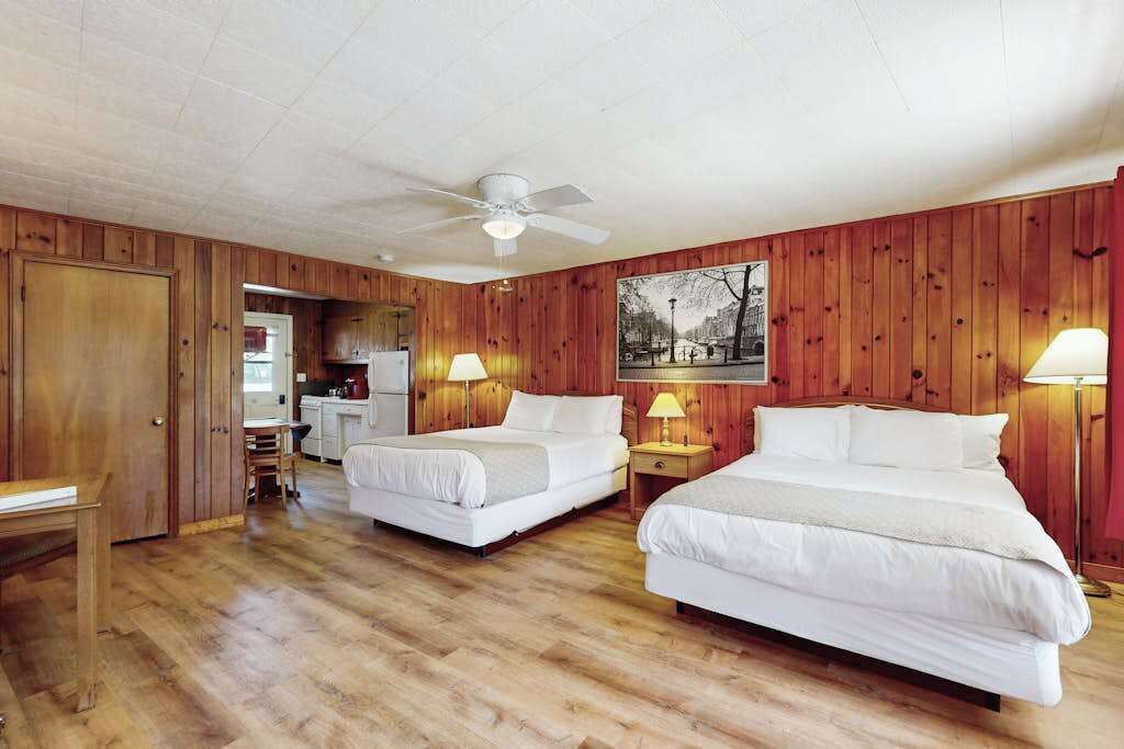 Photo of Bedroom in Flat Rock