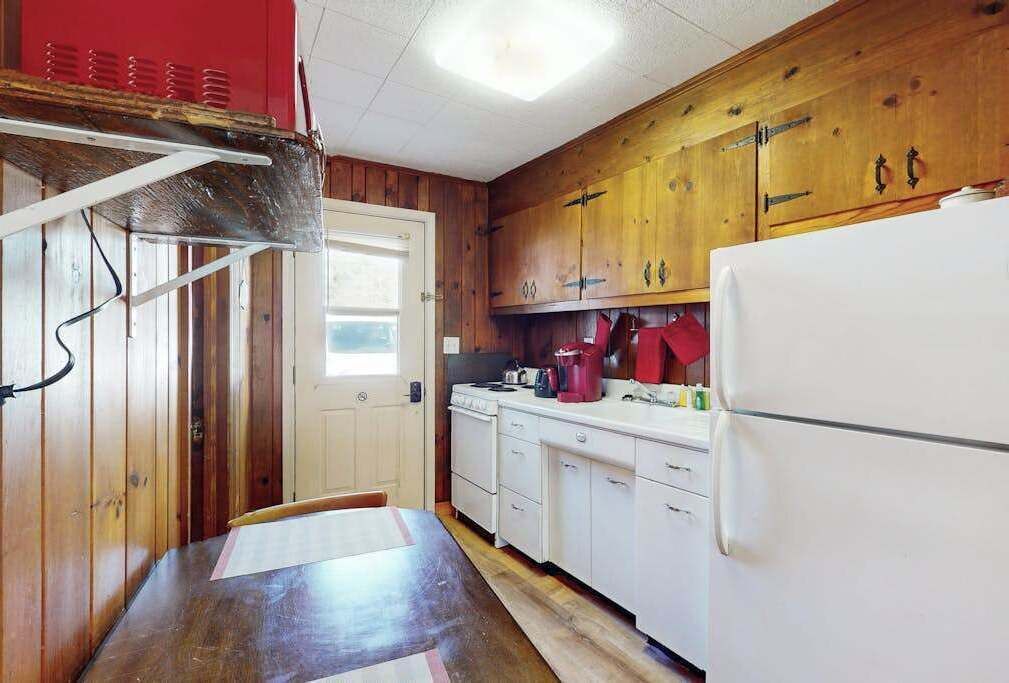 Photo of Kitchen in Flat Rock