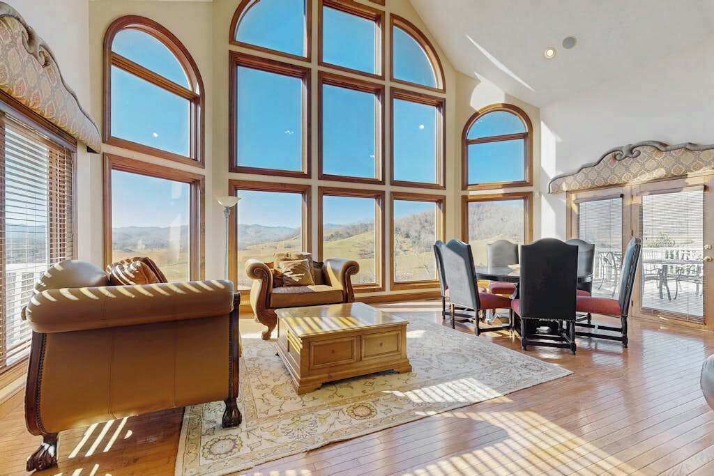 Photo of Livingroom in Clyde