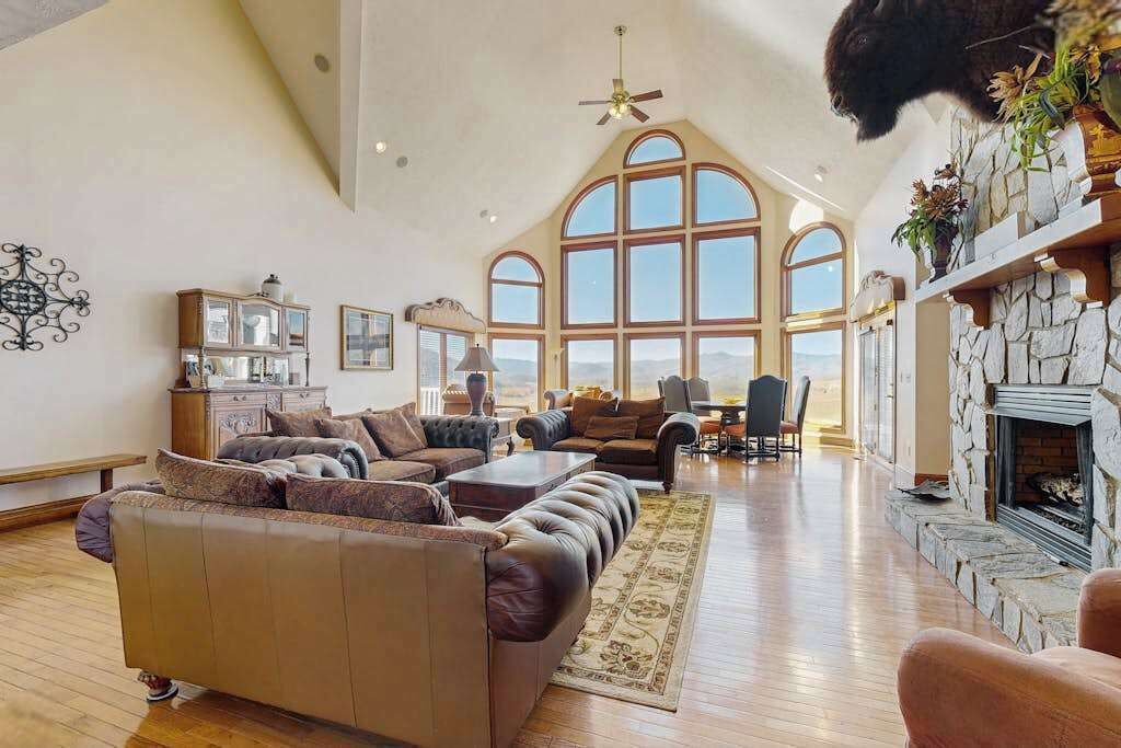 Photo of Livingroom in Clyde