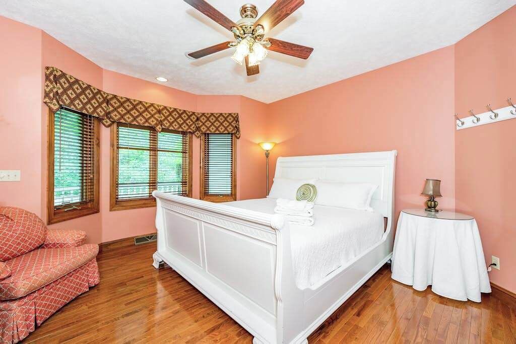 Photo of Bedroom in Clyde