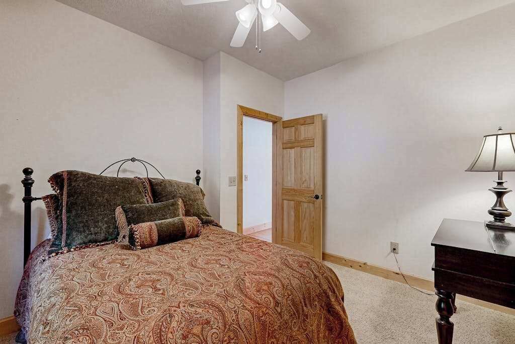Photo of Bedroom in Glens of Ironduff