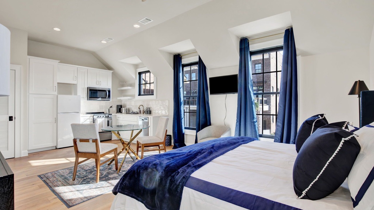 Photo of Bedroom in Hitch Village - Fred Wessels Homes