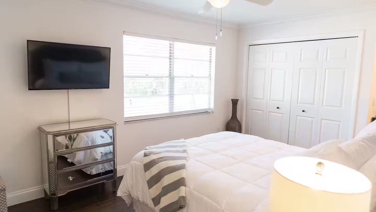 Photo of Bedroom in Oldsmar