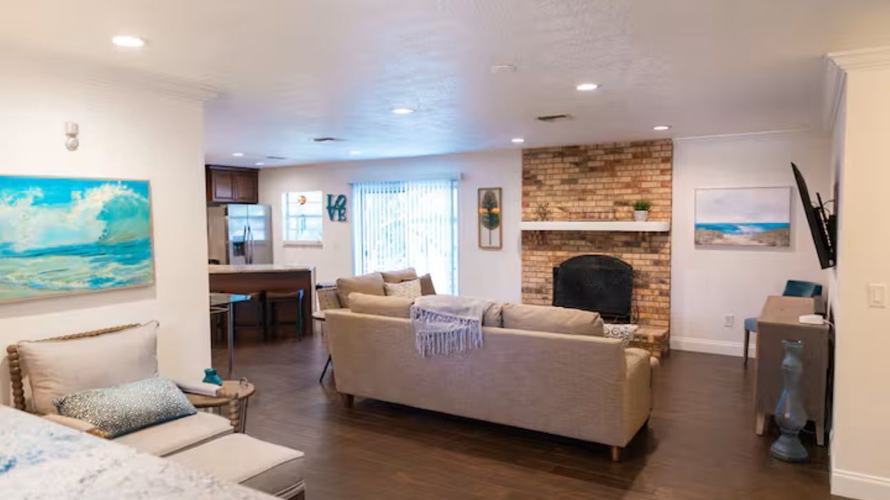 Photo of Livingroom in Oldsmar