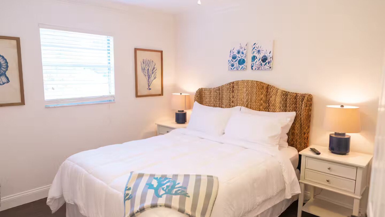 Photo of Bedroom in Oldsmar