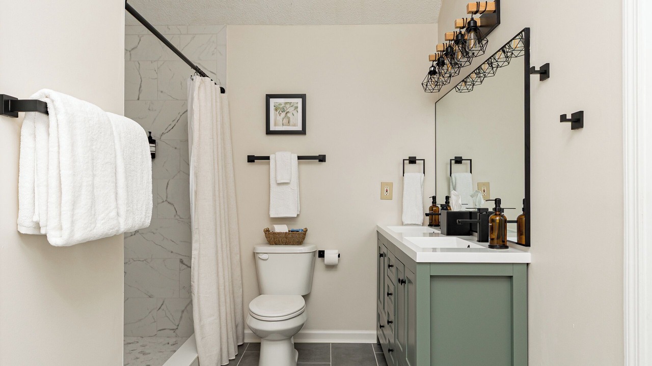 Photo of Bathroom in Houston County