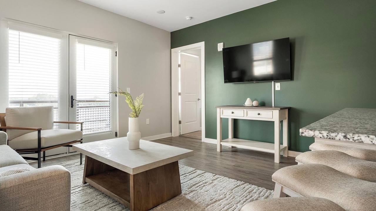 Photo of Livingroom in Yamacraw Village