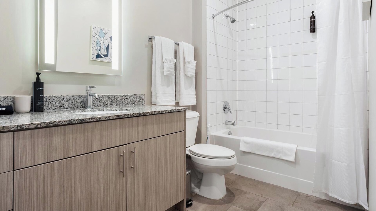 Photo of Bathroom in Yamacraw Village