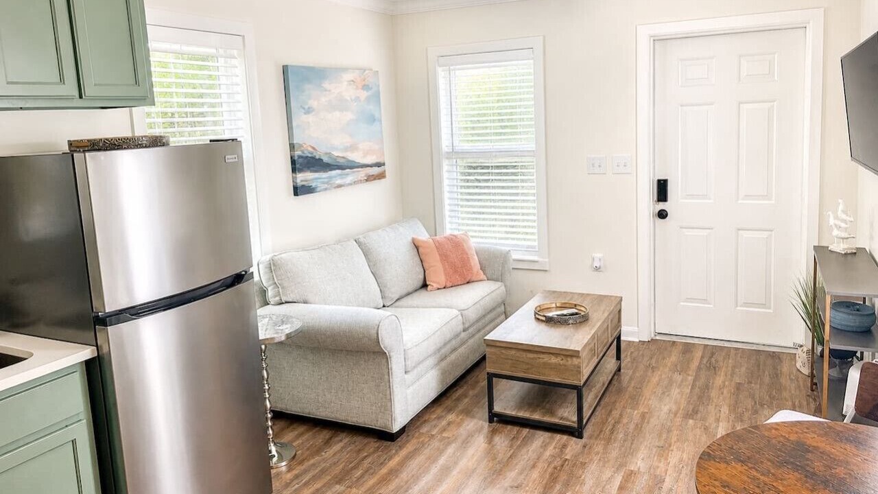 Photo of Livingroom in Ocean Springs