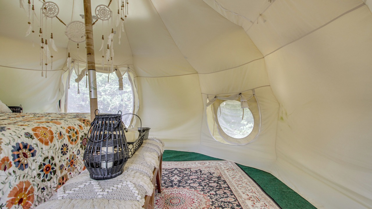Photo of Bedroom in Rogersville