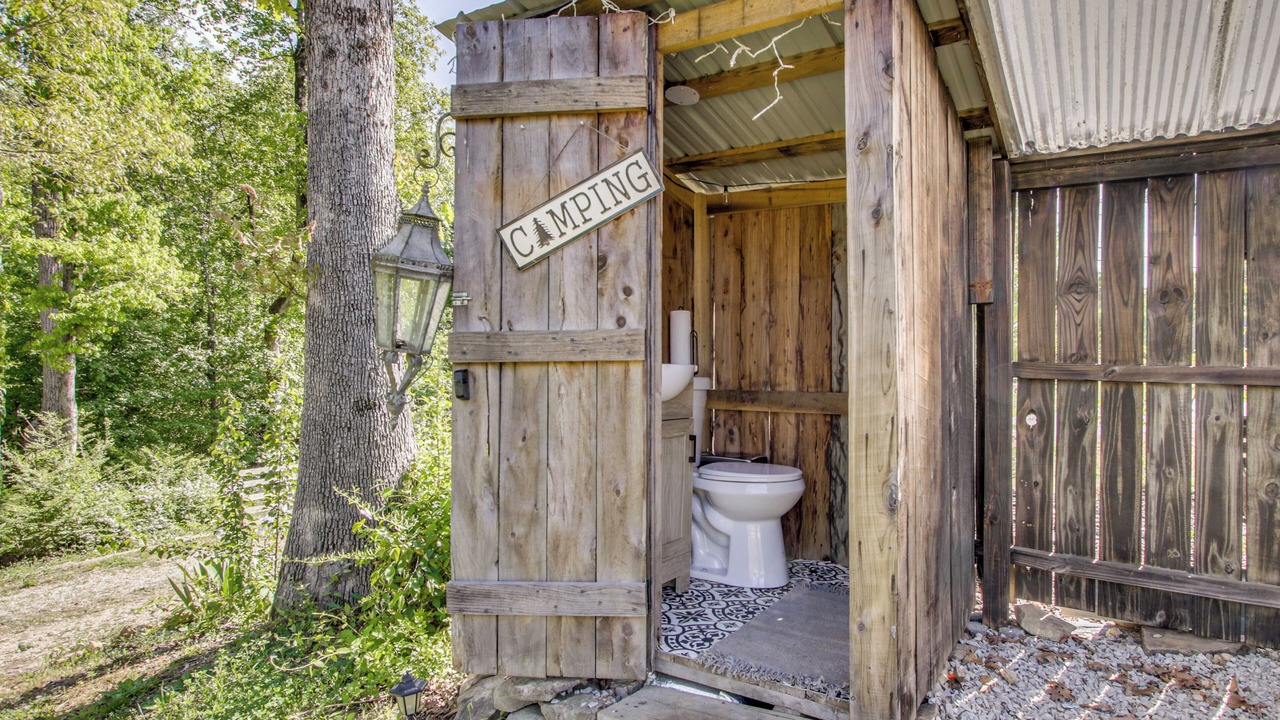Photo of Bathroom in Rogersville