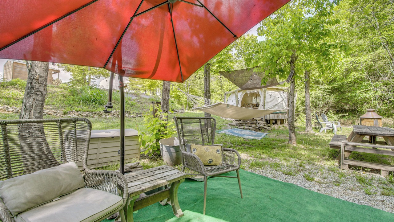 Photo of Patio Balcony in Rogersville