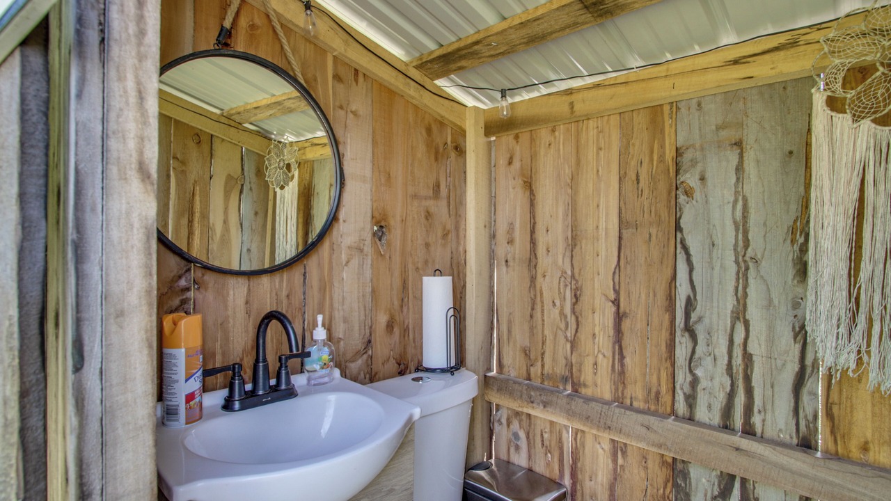 Photo of Bathroom in Rogersville