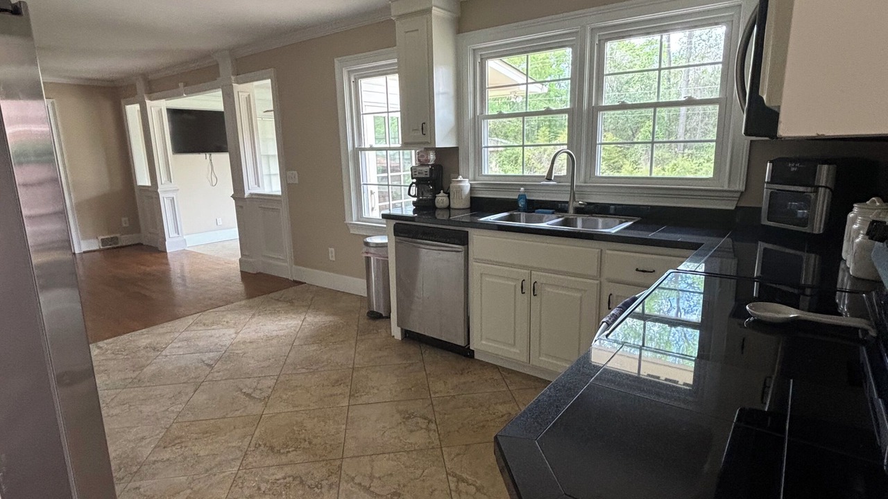 Photo of Kitchen in West Columbia