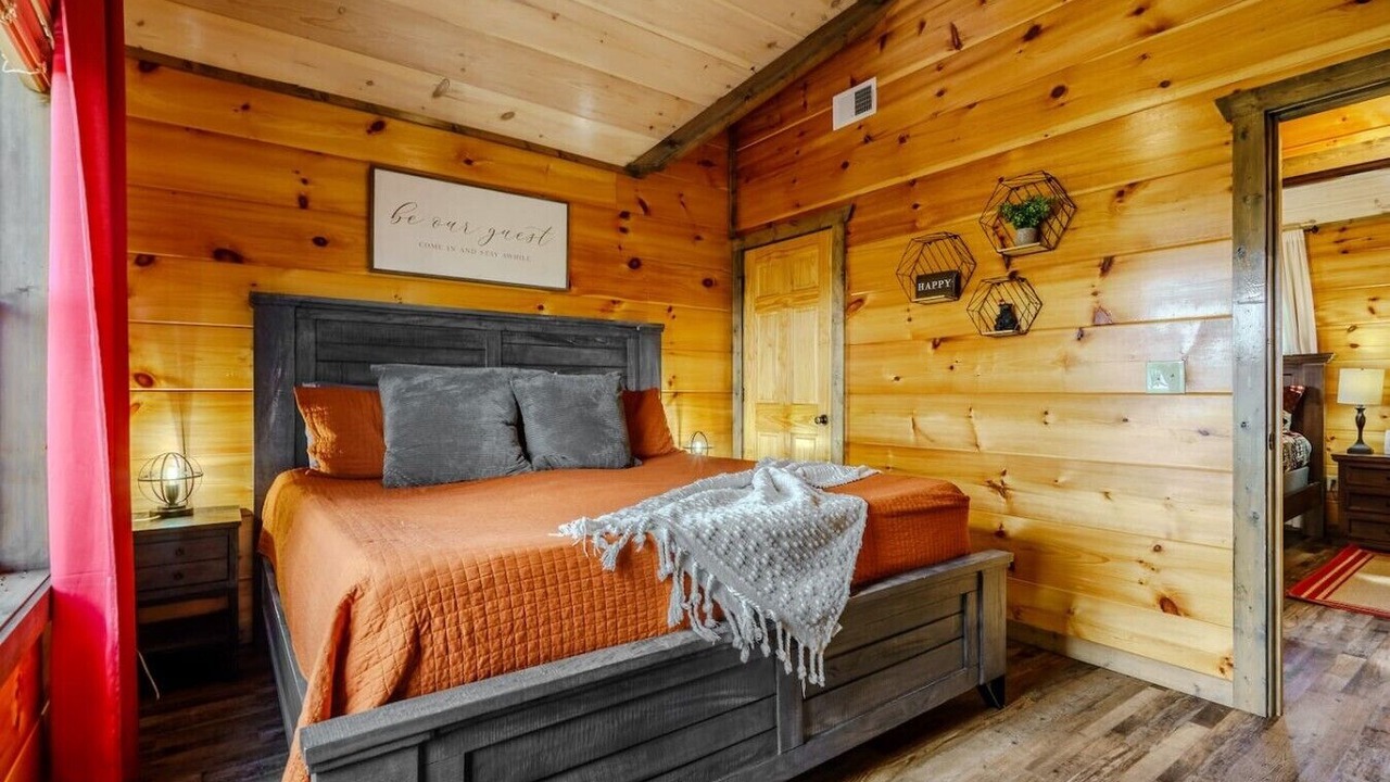 Photo of Bedroom in Sevierville