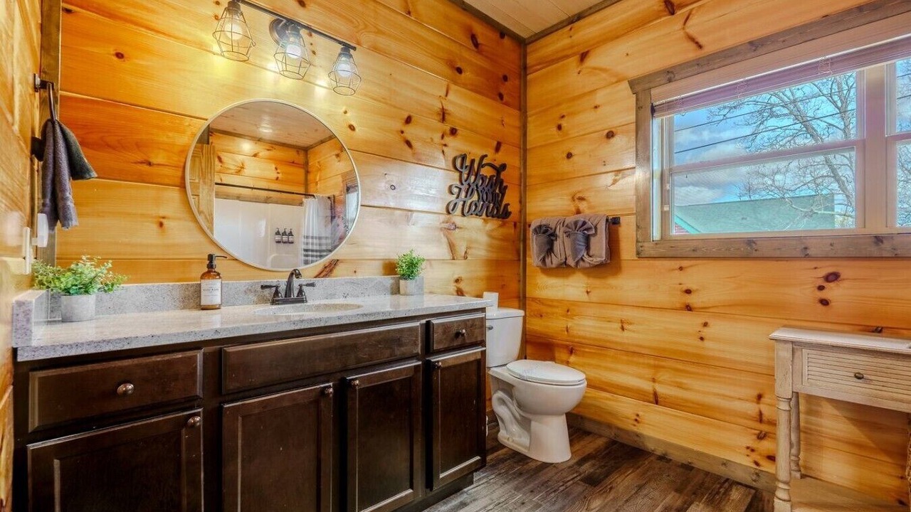 Photo of Bathroom in Sevierville