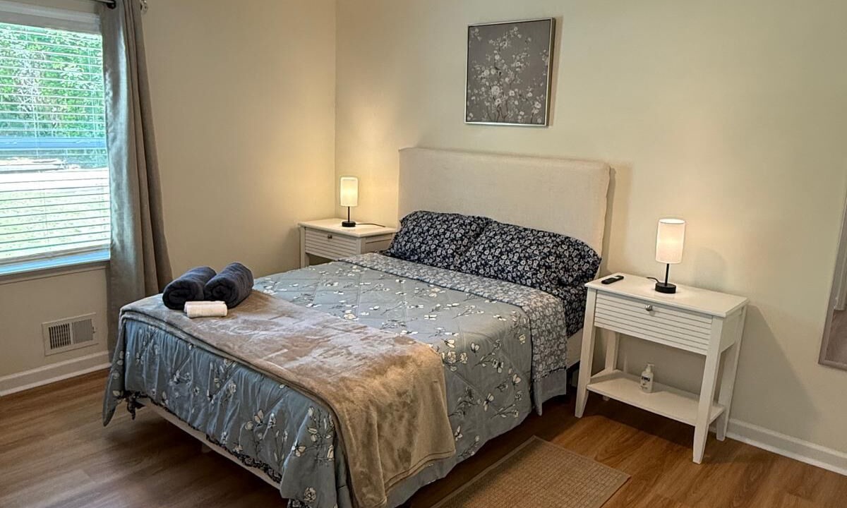 Photo of Bedroom in Riverdale