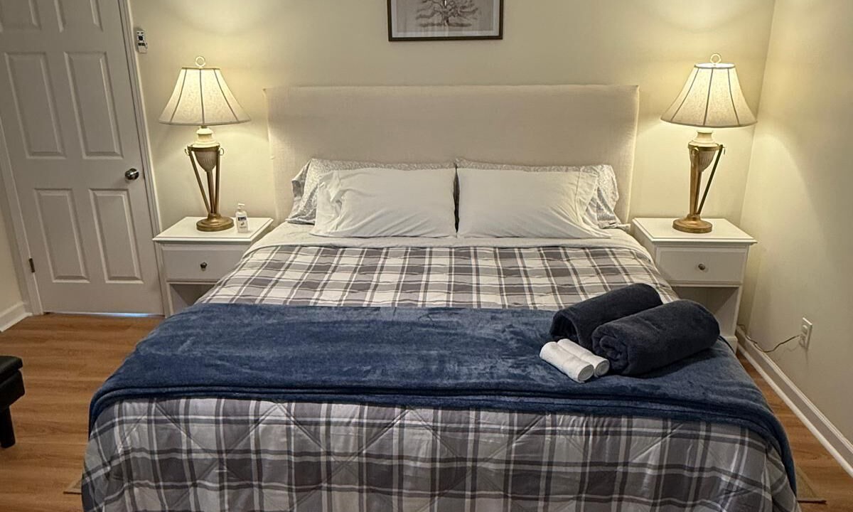 Photo of Bedroom in Riverdale