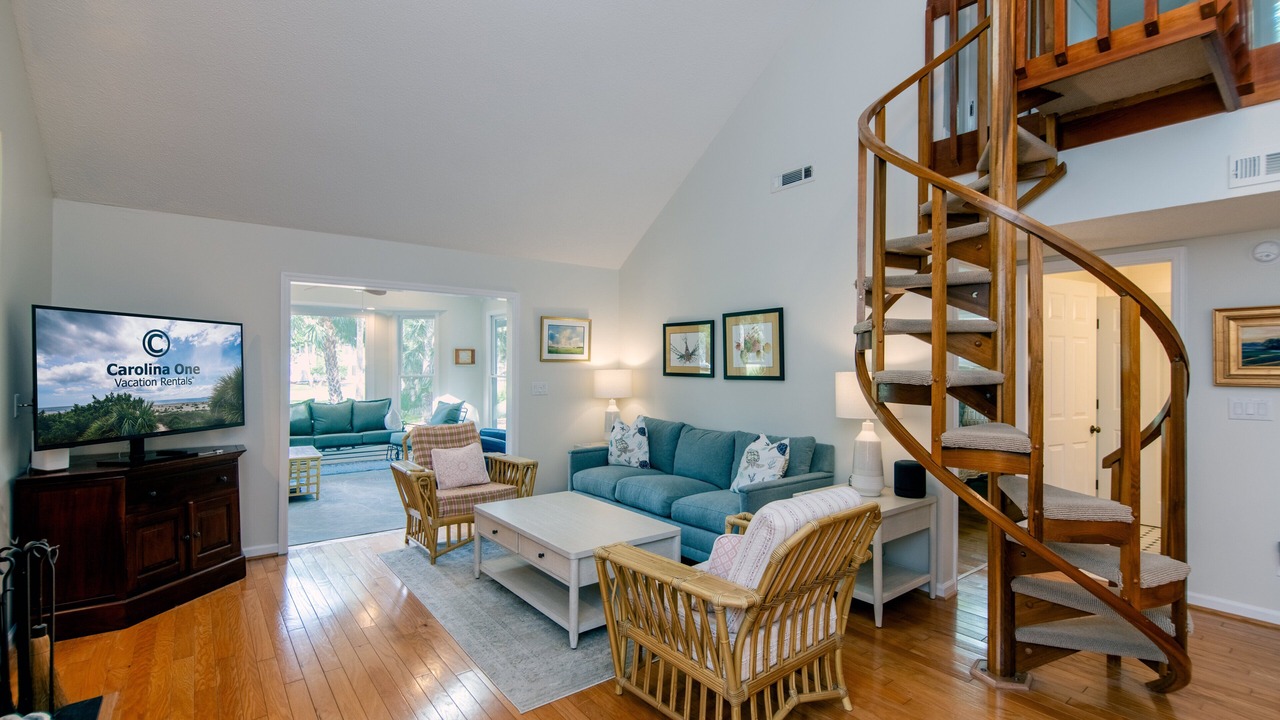 Photo of Livingroom in Oak Grove
