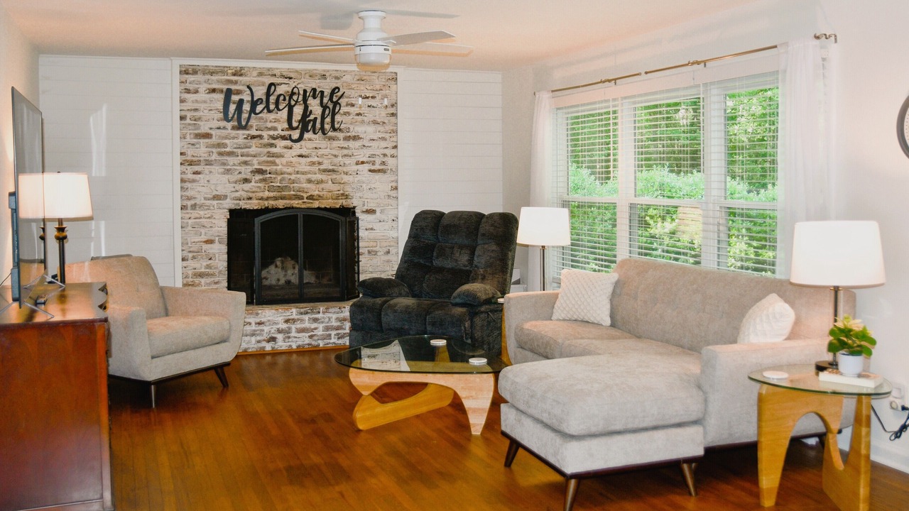 Photo of Livingroom in Powder Springs