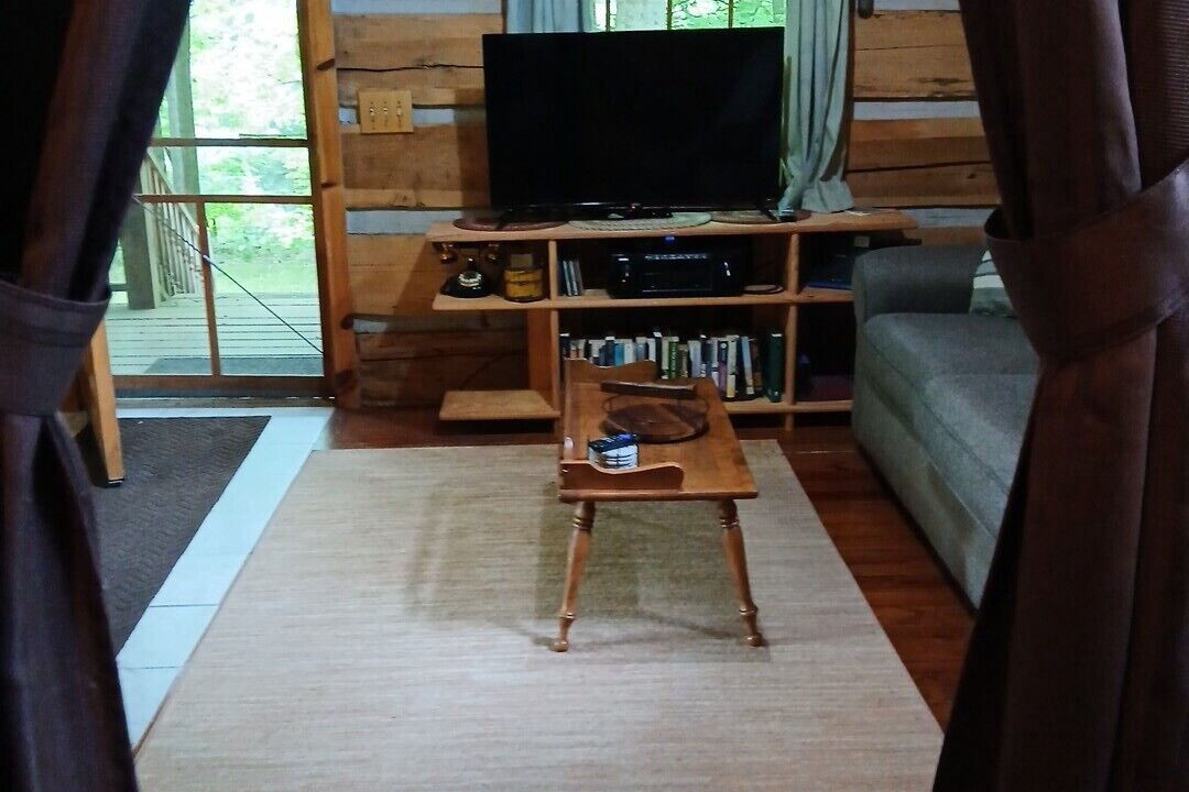 Photo of Livingroom in Maggie Valley