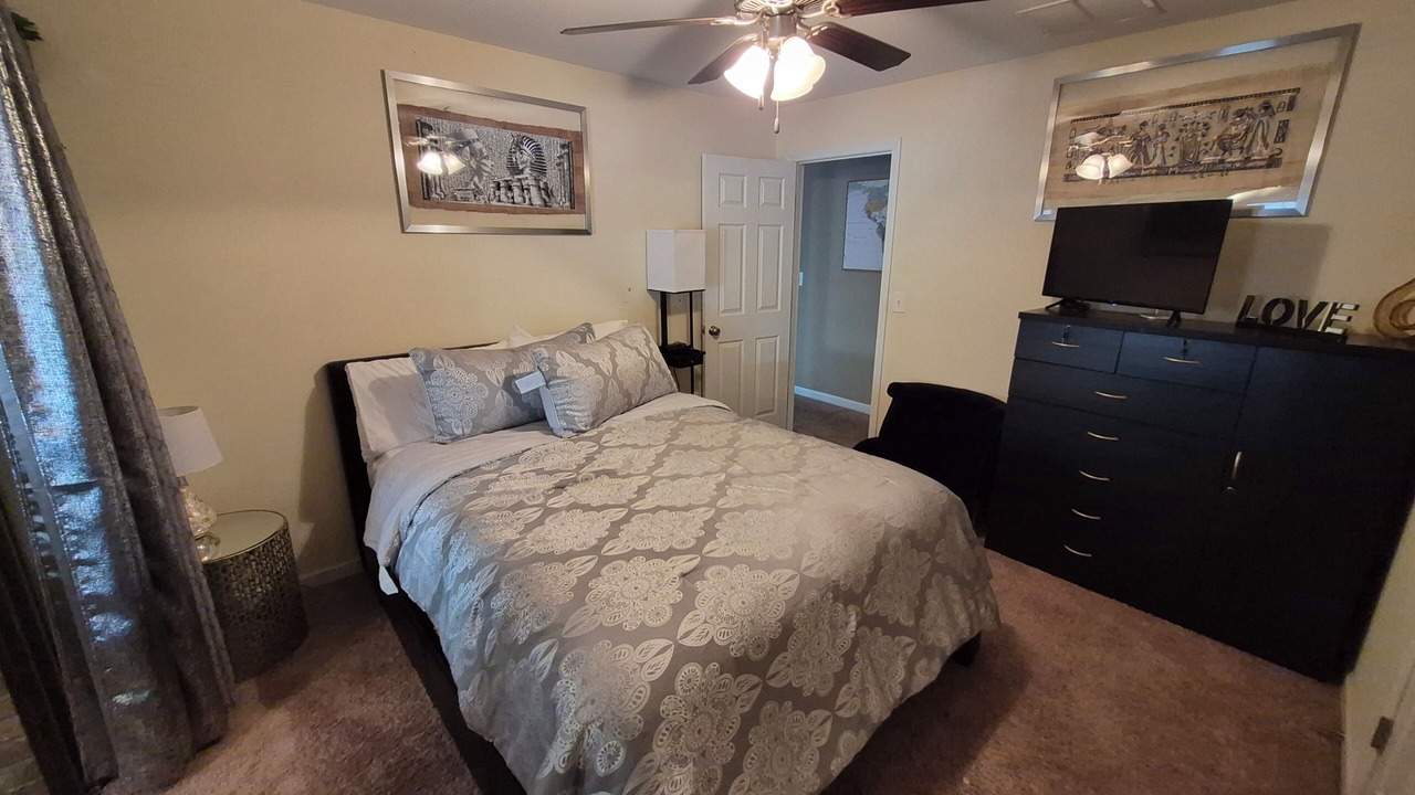 Photo of Bedroom in Church Street