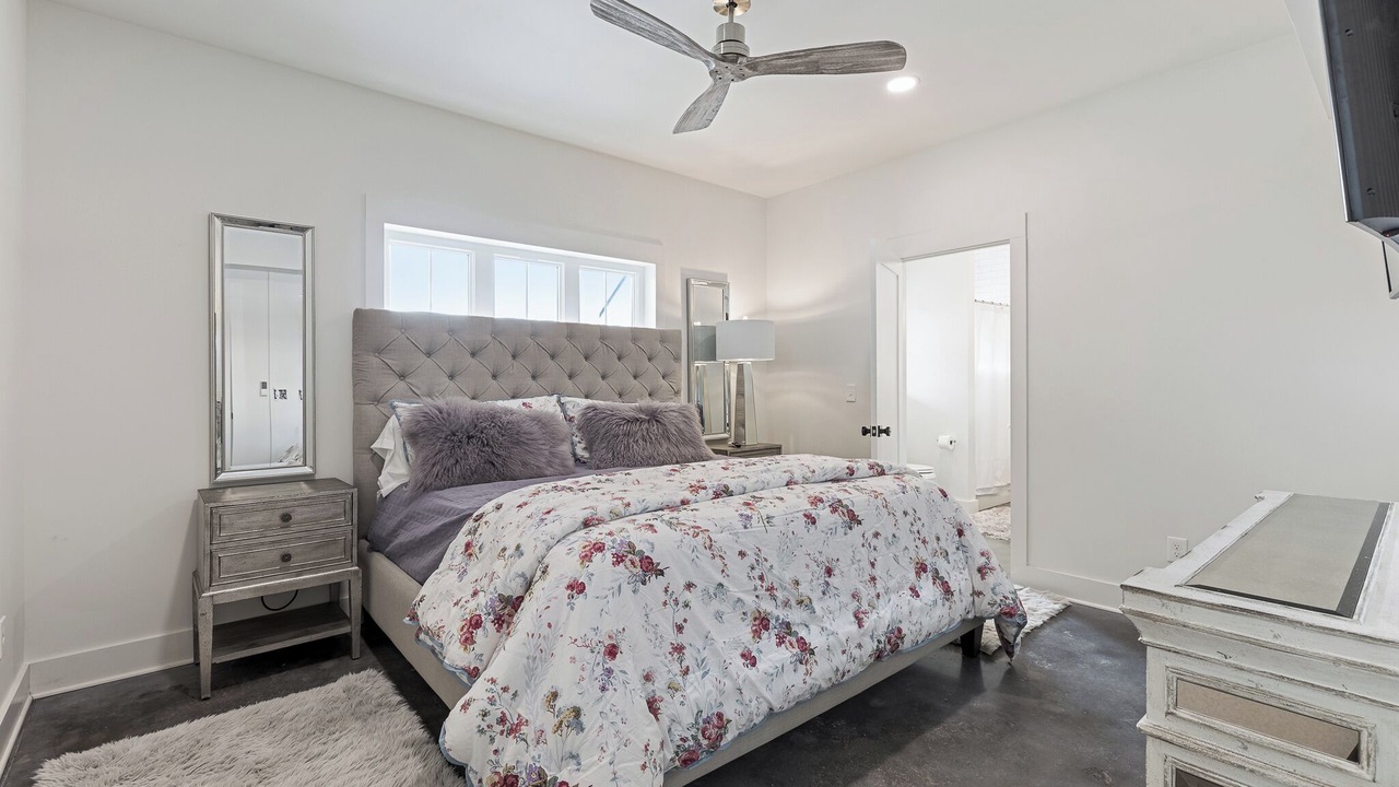 Photo of Bedroom in Crane Hill