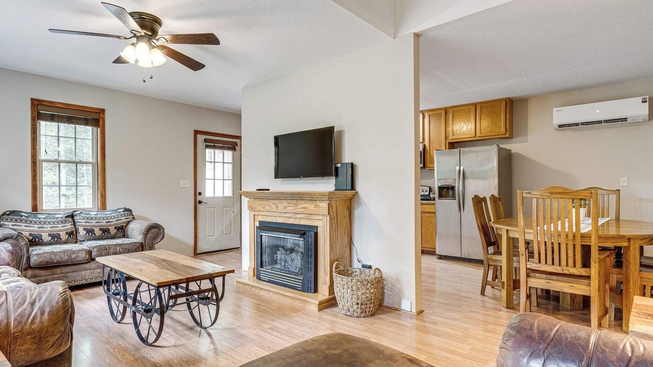 Photo of Livingroom in Marshall