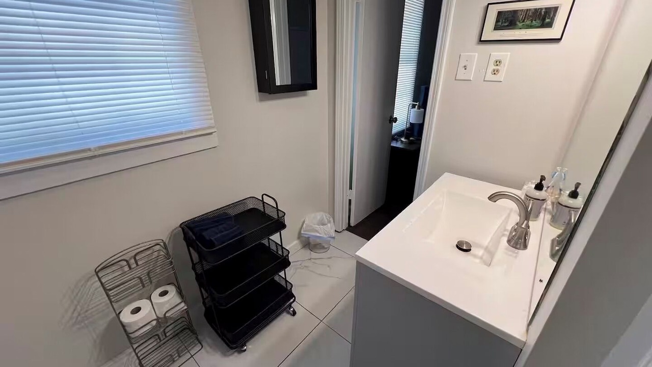 Photo of Bathroom in Riverdale