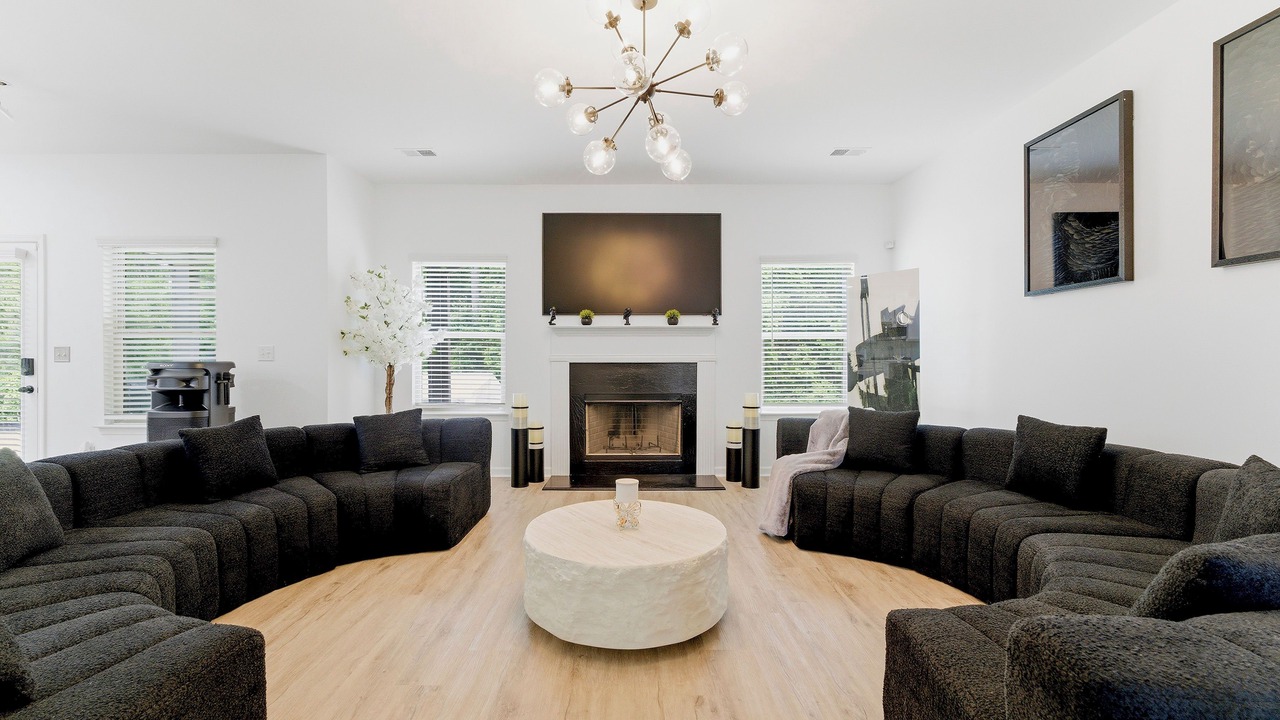 Photo of Livingroom in Hampton