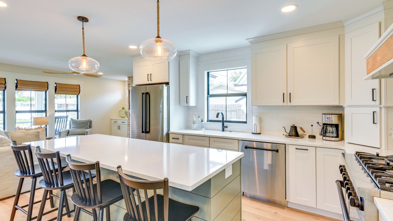 Photo of Kitchen in Laguna Beach