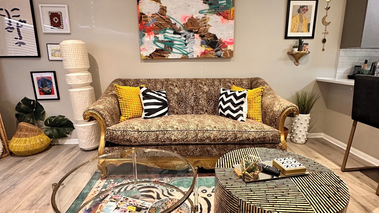 Photo of Livingroom in Loring Heights